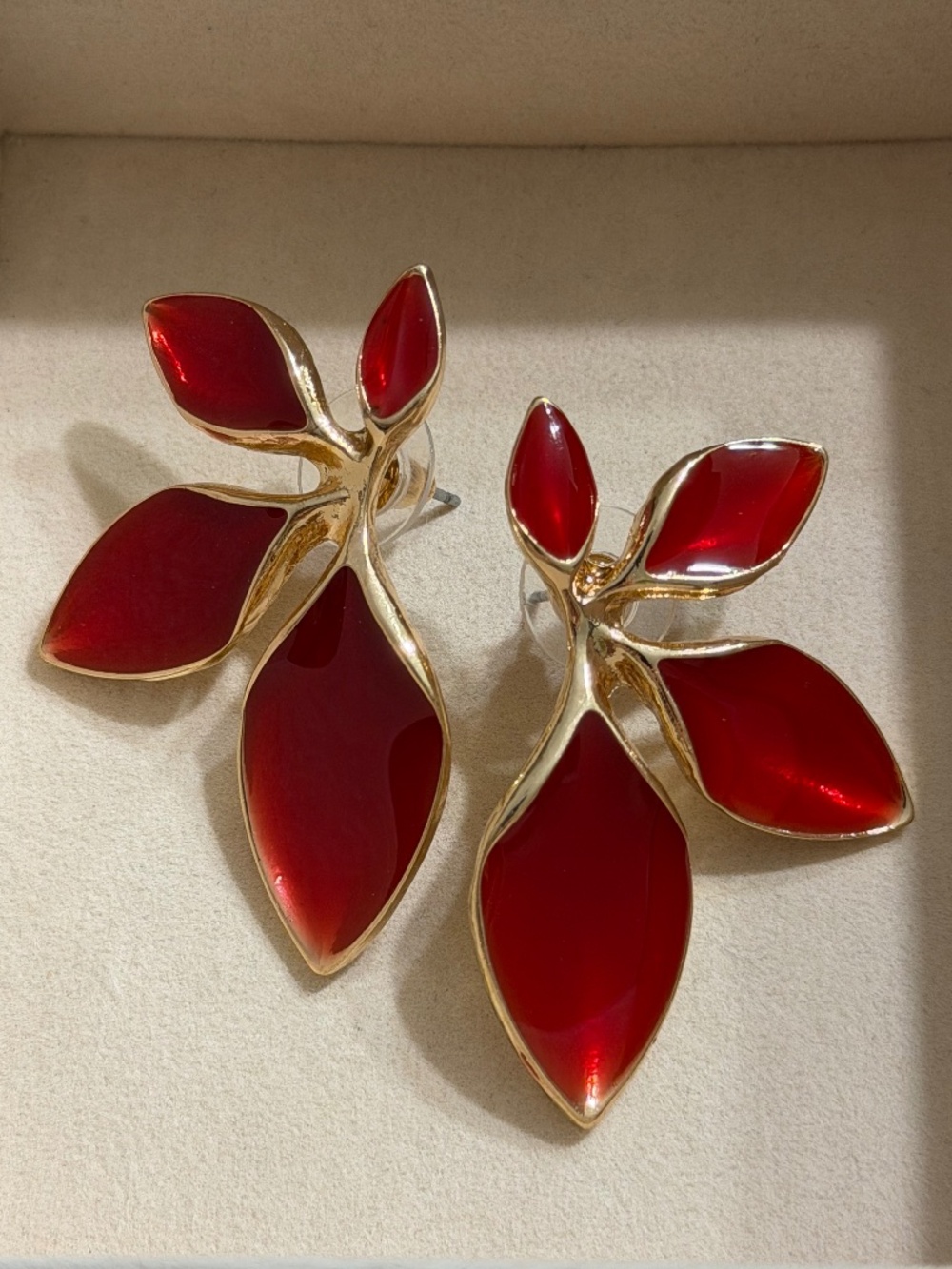 Vintage Elegant Golden Red Dripping Oil Flower Leaf Statement Earrings